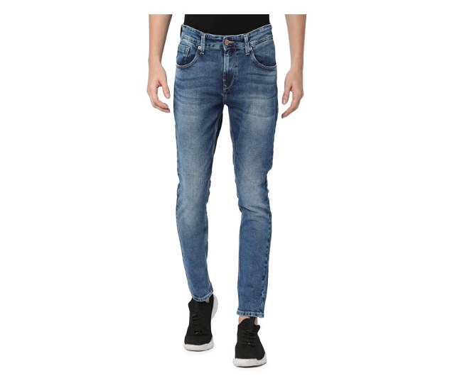 12 Best Men’s Jeans Brands in India (November 2023)